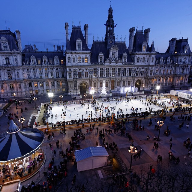 Patinoire Place De L'Hôtel De Ville, Du 18 Décembre 2015 Au 28 Février ...