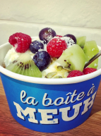 La Boîte à Meuh : yaourt glacé avec framboise et kiwi