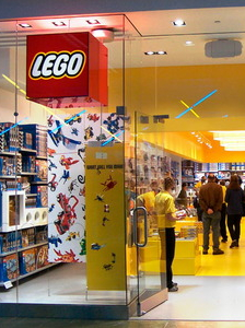 Lego Store de Lyon Part-Dieu : magasin de jouets pour enfants, adresse  shopping et cadeaux - Citizenkid