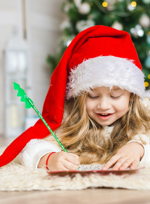 Activité manuelle enfant : Fabriquer une couronne de Noël - Idées conseils  et tuto Activité manuelle enfant