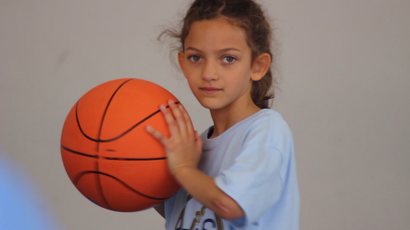 Basket : un sport collectif que même les petits peuvent choisir en activité  extra-scolaire - Citizenkid